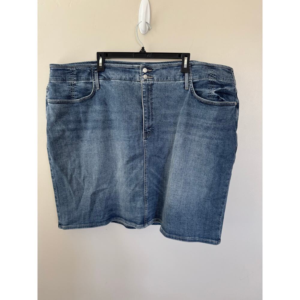 NWOT Women’s NYDJ Denim Skirt in Blue SZ 26W